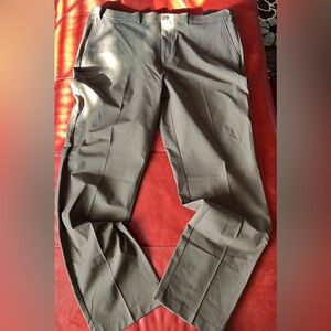 Michael Kors Men's brown Chino pants size 40 x 32